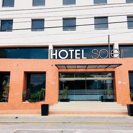 Hotel Soleil Business Class Celaya Bagian luar foto