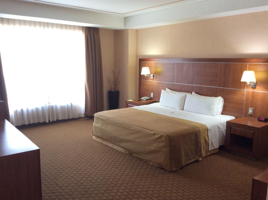 Hotel Soleil Business Class Celaya Ruang foto