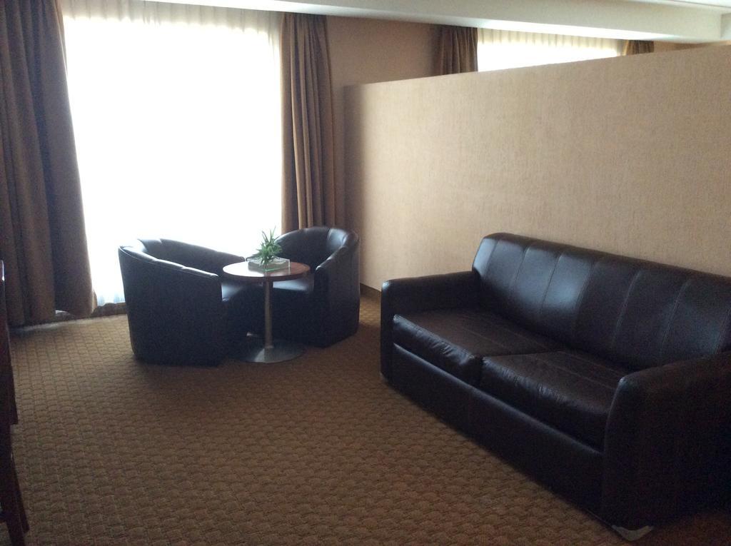 Hotel Soleil Business Class Celaya Bagian luar foto