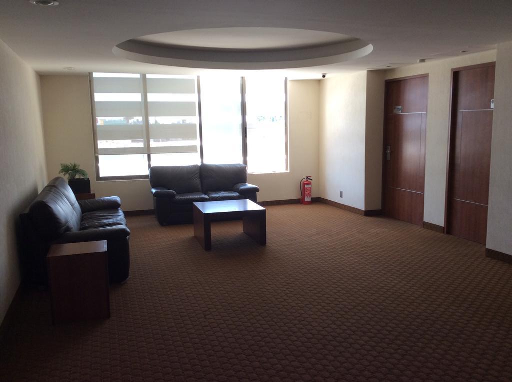 Hotel Soleil Business Class Celaya Bagian luar foto