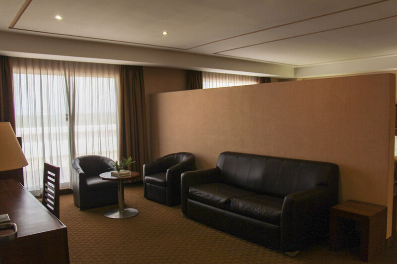 Hotel Soleil Business Class Celaya Bagian luar foto